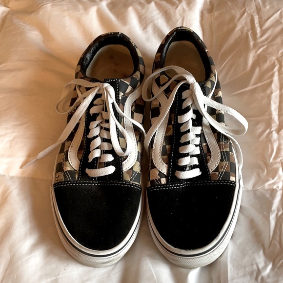 Vans Sneakers - Picture 1 of 3